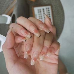 -IDO美甲美睫