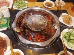 -锅首鲜品火锅(鸳鸯店)