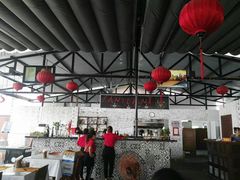 -Lanterns Vietnamese Restaurant