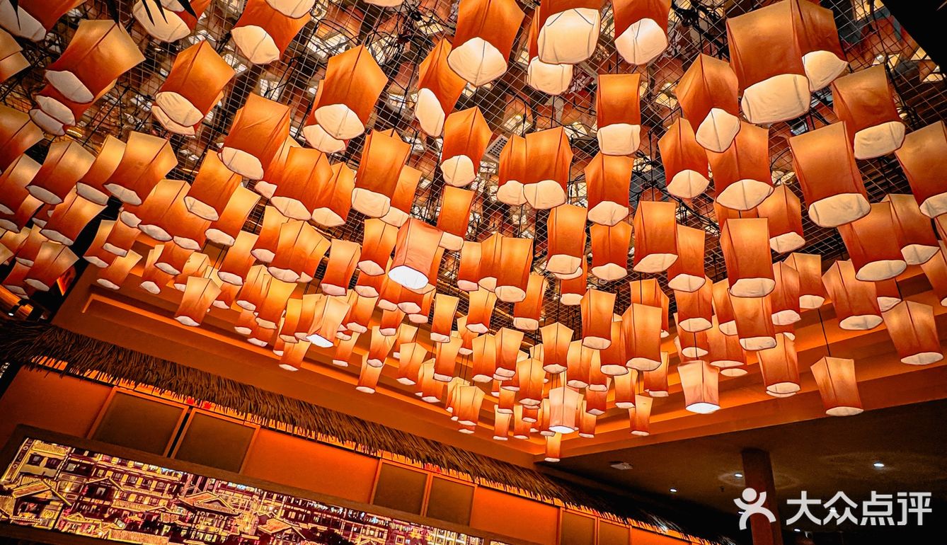 不用去重庆！沈阳人有自己的洪崖洞