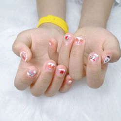 -七彩虹美甲美睫 半永久