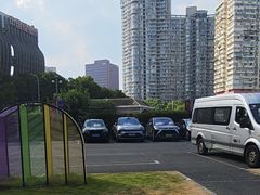 -荣威·上海儿童艺术剧场-停车场