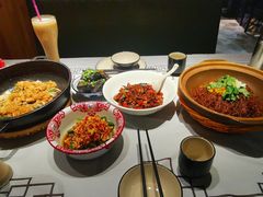 -味上湘菜馆(河马店)