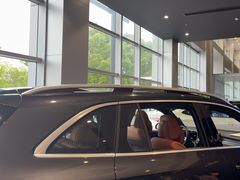 -奔驰上海利星(七宝店)