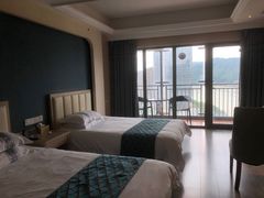 -醉江景酒店式公寓(桐庐利时广场店)