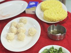 墨鱼丸-花苑美食横琴生蚝火锅(拱北粤华路店)