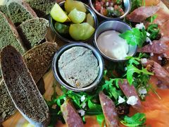 -皇冠自酿啤酒坊(中国红街5号楼店)