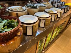 -广州万富希尔顿酒店·感趣自助餐厅·金秋蟹宴生蚝海鲜刺身