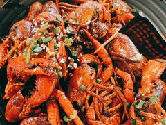-巴厘龙虾·榜首油焖大虾(音乐学院·沿江酒馆店)