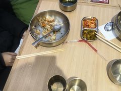 -吉宫釜拌饭馆(益田假日世界店)