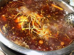 -肖肖酸萝卜鱼火锅(总店)