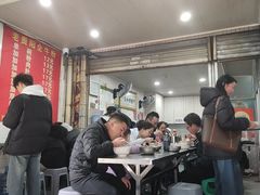 -老贵阳全牛粉(尚义路店)
