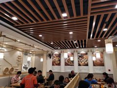 -佬钱湾仔(衣裳街店)