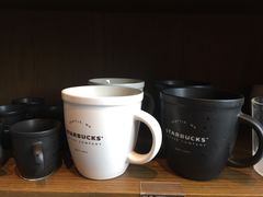 -星巴克臻选(成都环球乐天店)