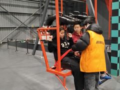 -极限PLAY运动娱乐新世界·团建派对潮玩休闲馆·室内蹦极高空游乐园