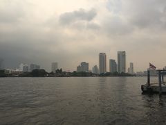 -曼谷湄南河畔华美达广场酒店