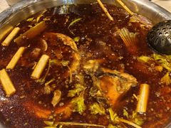 -肖肖酸萝卜鱼火锅(总店)