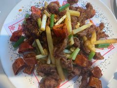 -乔家小院•非遗驴肉•本地小海鲜(滨河路店)