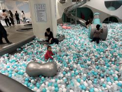 -MINI MARS KIDS CLUB亲子家庭中心(长宁天山店)
