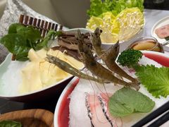 -红鼎豆捞·非遗鲍皇汤火锅(宝丰路店)