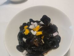 凉拌木耳-万龙洲海鲜(大兴绿地缤纷城店)