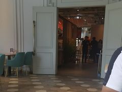 -红樱桃·欢乐餐厅(太原里店)