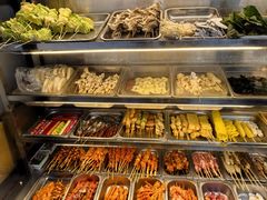 -二钢串叔麻辣烫(华龙大厦店)