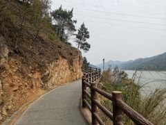 -羚羊峡古栈道森林公园