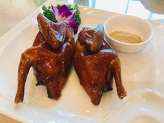 吊烧乳鸽-大天然酒店(军民路店)