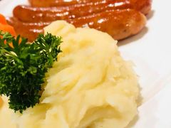 -LENBACH兰巴赫西餐啤酒坊(大连东港店)