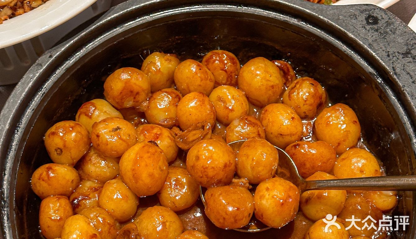 在长沙，路过这里，一定要去吃！吃了不下十次的湘菜！