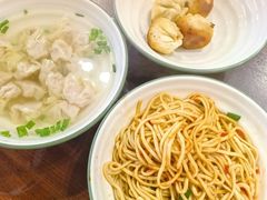 特色葱煎包-赵宝美煎包店