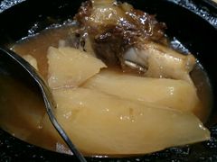 筒子骨大萝卜-原鄉本味 楚菜 丹江口鱼(北苑店)