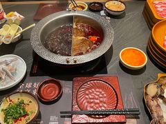 -牛YO寿喜烧·铁板烧和牛火锅自助(市府恒隆店)