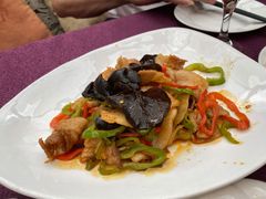 回锅肉-万柳阁小馆·花园餐厅(龙潭湖店)