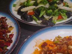 -靠山屯东北农家菜(八龙桥雅苑店)