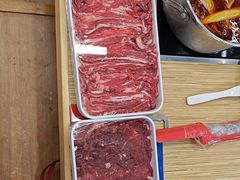 -杨老板·海鲜集市火锅·鲜切牛肉(中防万宝店)