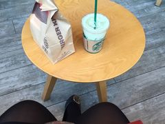 -星巴克(珠海摩尔百货店)