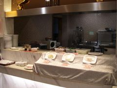 自助早餐-料理台-杭州海华满陇度假酒店