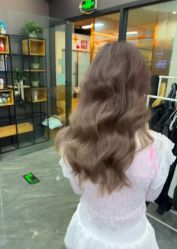 -藤野造型烫染·漂发