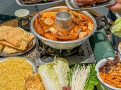 -顶上头•螺蛳粉火锅(德思勤复地星光店)