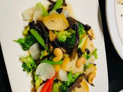 -五谷丰登农家院·地道胶东菜·海鲜烧烤(威海店)