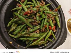 -堂瓦里·33年传统赣菜(第一街区店)