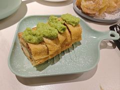 牛油果阿妈生旧叉烧卷-喜势点·糖沙翁手工茶点·本地人茶居(永庆坊店)