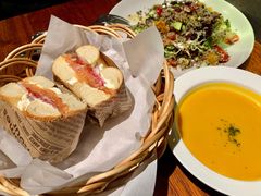 -麦田工坊(月湖店)