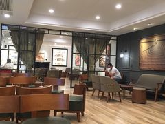 大堂-星巴克臻选(广州沙面店)