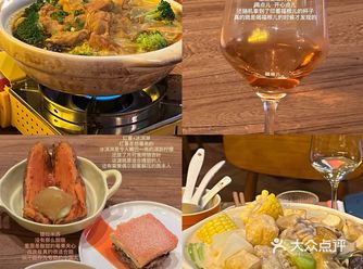 在冬季吃热锅喝美酒的暖心夜晚