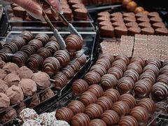 -Laderach 莱德拉(上海环贸iapm店)