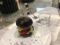 -中山利和希尔顿酒店