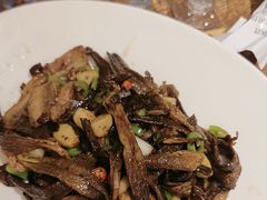 -小渔莊•地道胶东菜(旅游路万象省博物馆店)